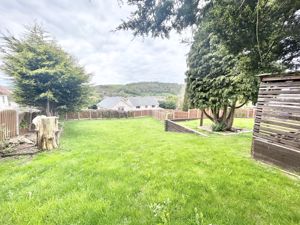 Photo 40- click for photo gallery